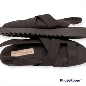 NWOT Norm Thompson Sandals Slip on Ankle strap Black Linen Elastic WM SZ 8 🩴🌞